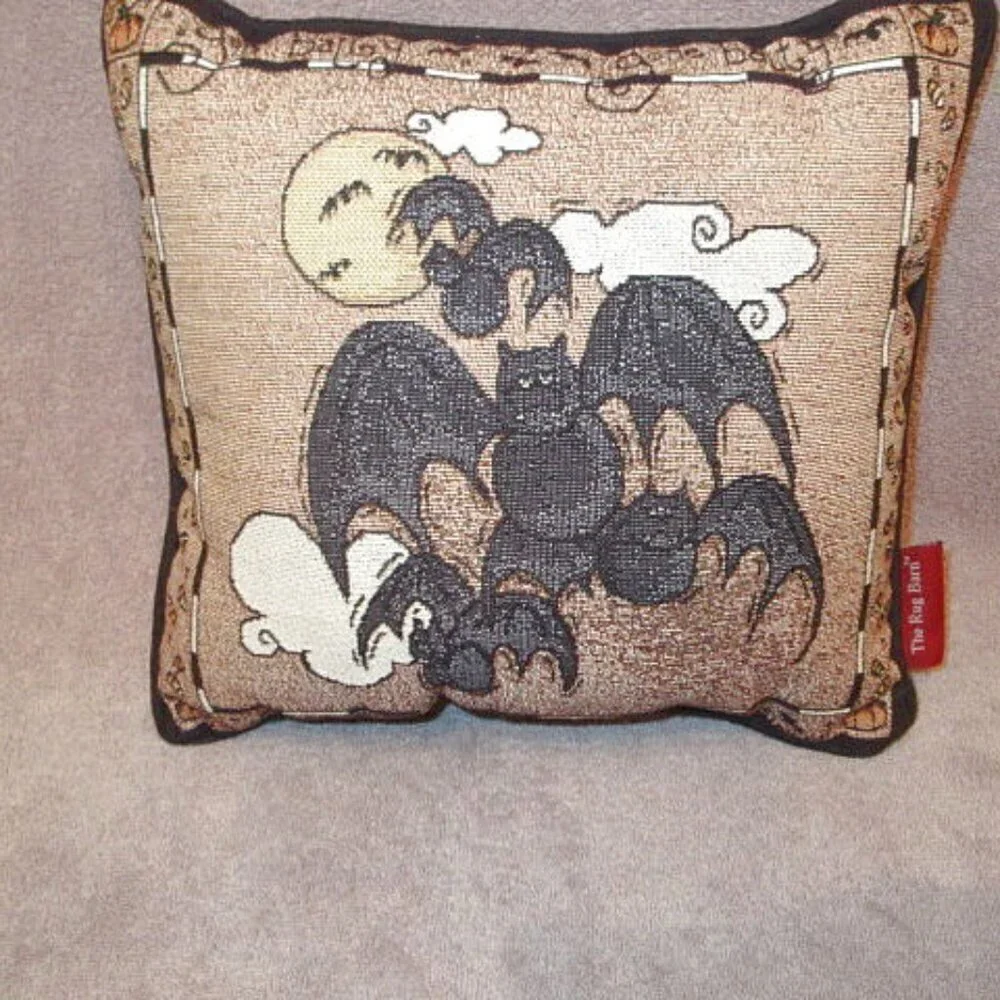 Vtg The Rug Barn Gone Batty Tapestry Pillow Halloween Moon Ghosts Whimsigoth 12